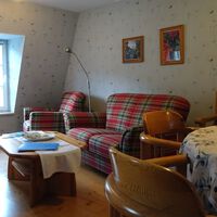 Ferienwohnung "Burgunder": Wohnzimmer